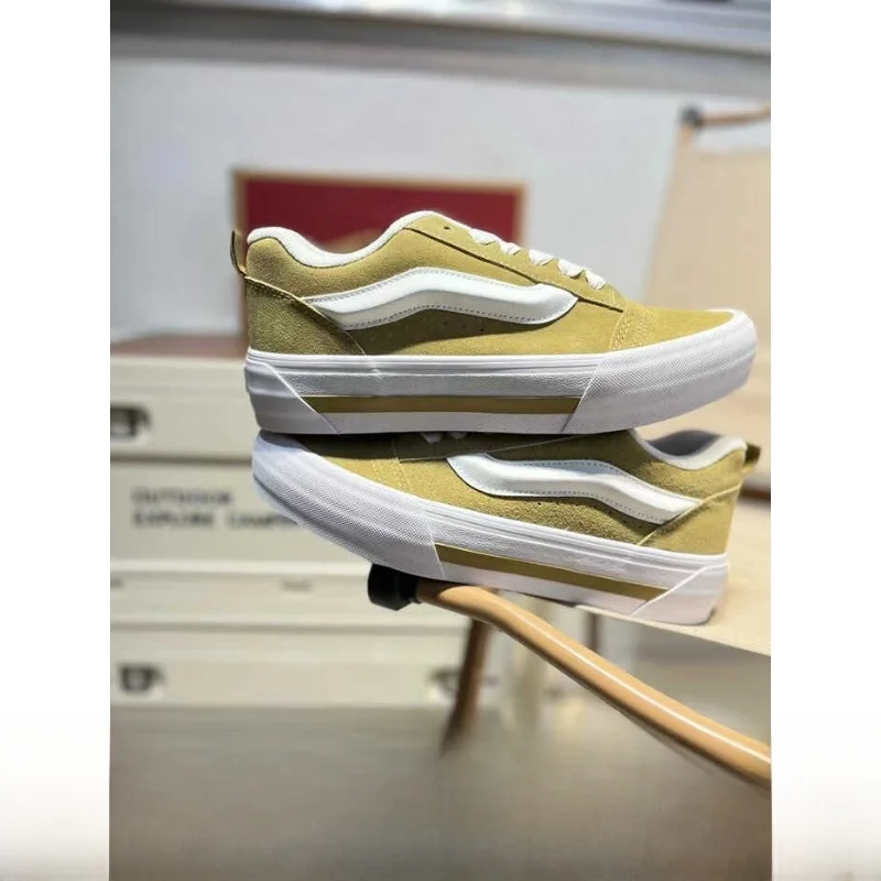 

Knu Skool Heightening Thi Bot Bread oes Men's Women's Low Help Casual round Toe Lace up Rubber Sole Pure Color Sneakers