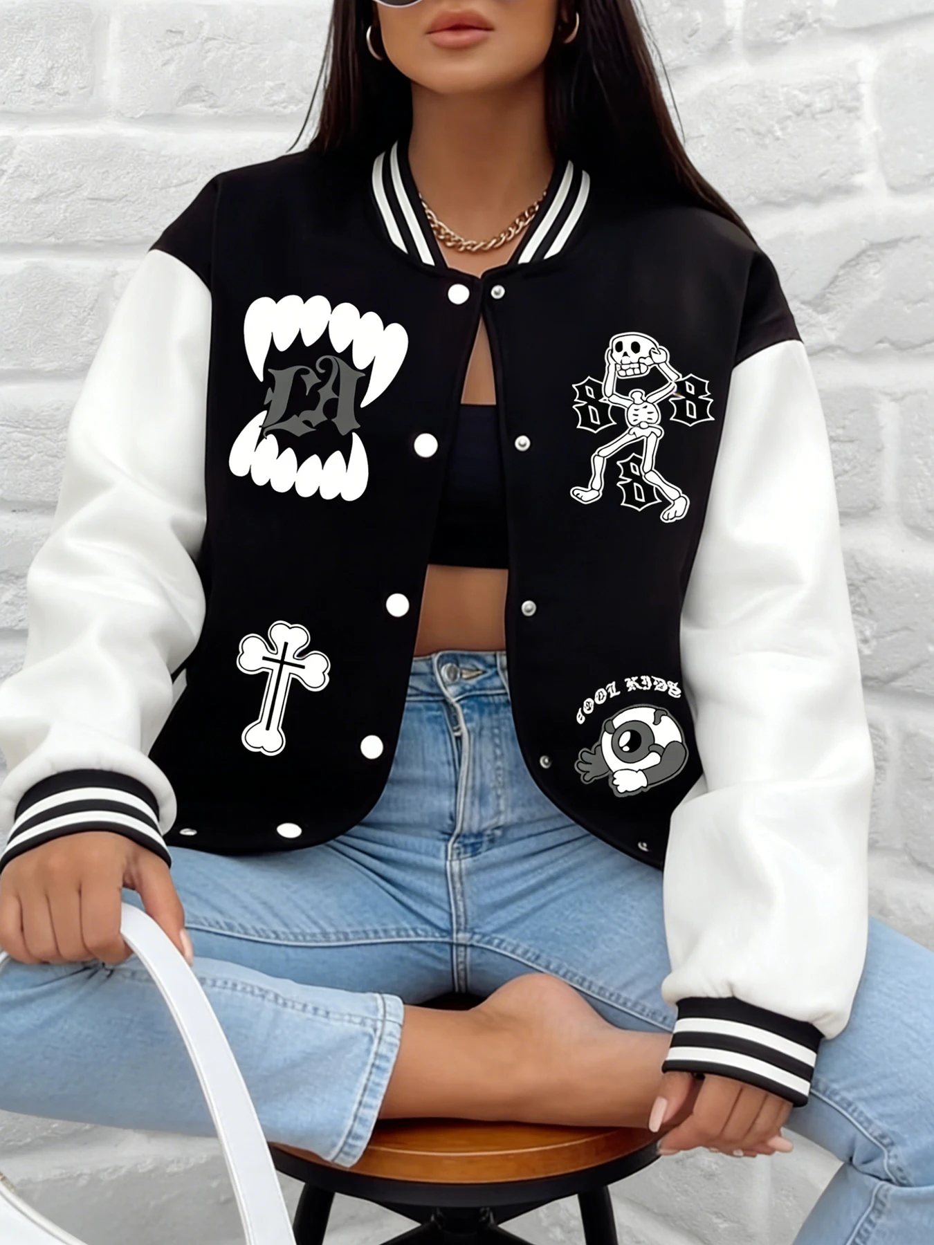 Damska kurtka baseballowa LA Fang z grafiką szkieletu, fajny, zabawny wzór, luźny krój, odzież wierzchnia, casualowa odzież uliczna, do noszenia na co dzień.