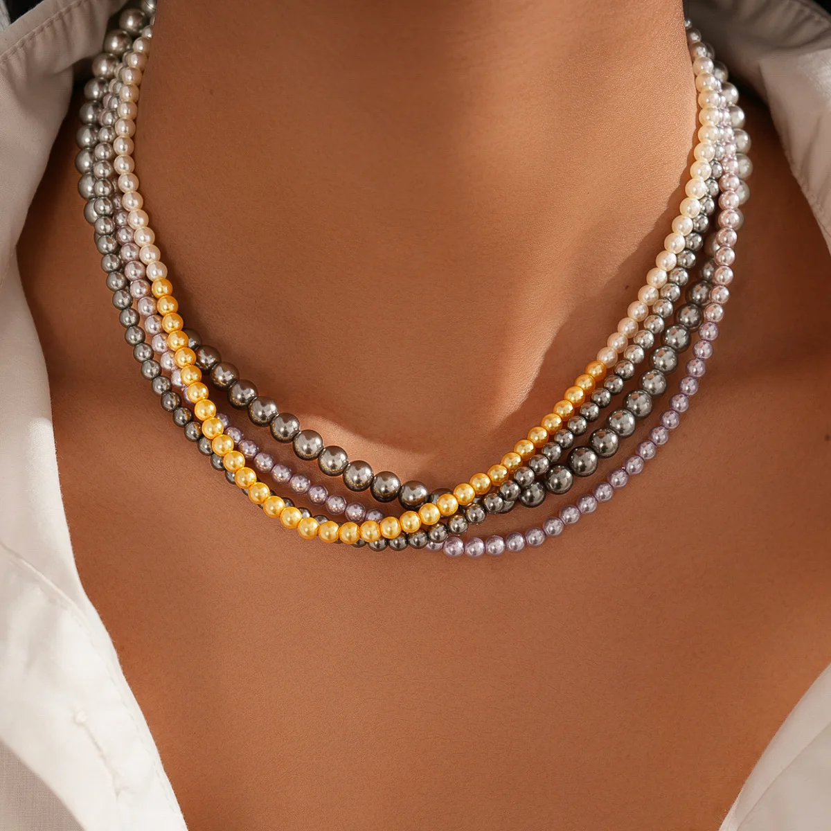 Retro round beaded pearl necklace temperament versatile sweater chain light luxury item decoration