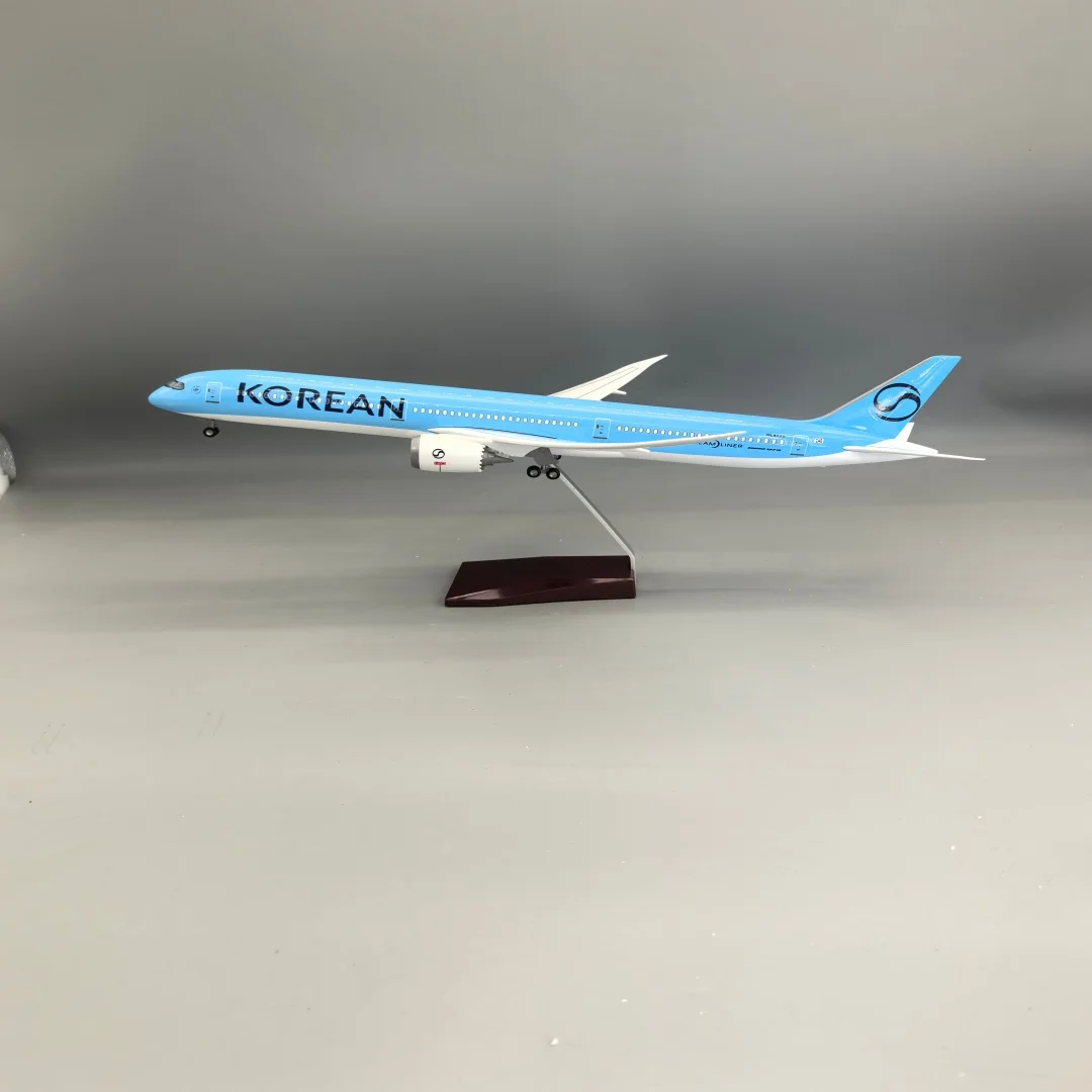 B787-10 Korean Airplane Model 47cm 1/145 Scale Aircraft Resin Miniature Toy Planes with LED Light(Touch or Sound Control) Gift
