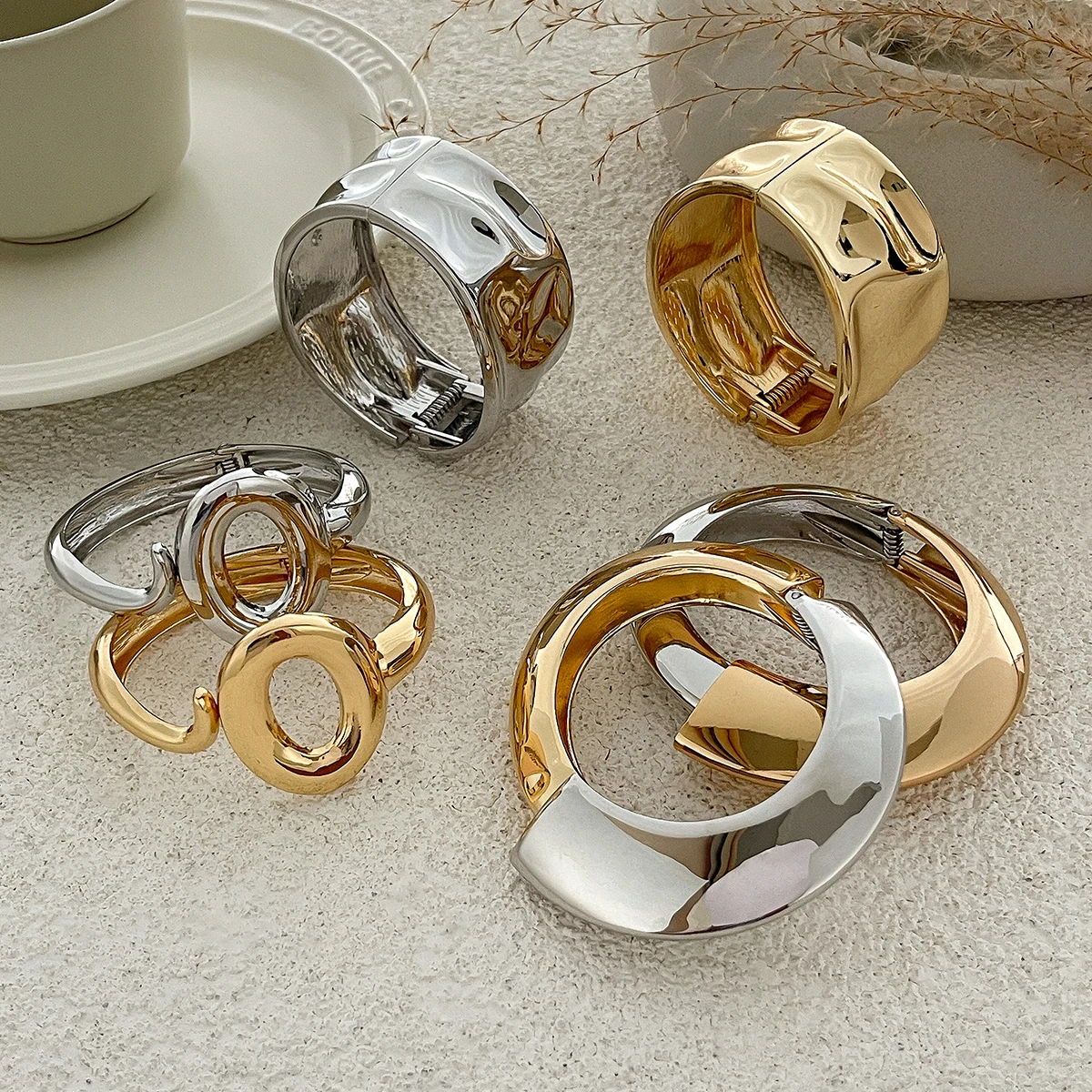 SHIXIN 2025 New Smooth Gold Color Silver Color Open Spring Bangles for Women Design Geometric Wide Cuff Bracelets Hand Jewelry