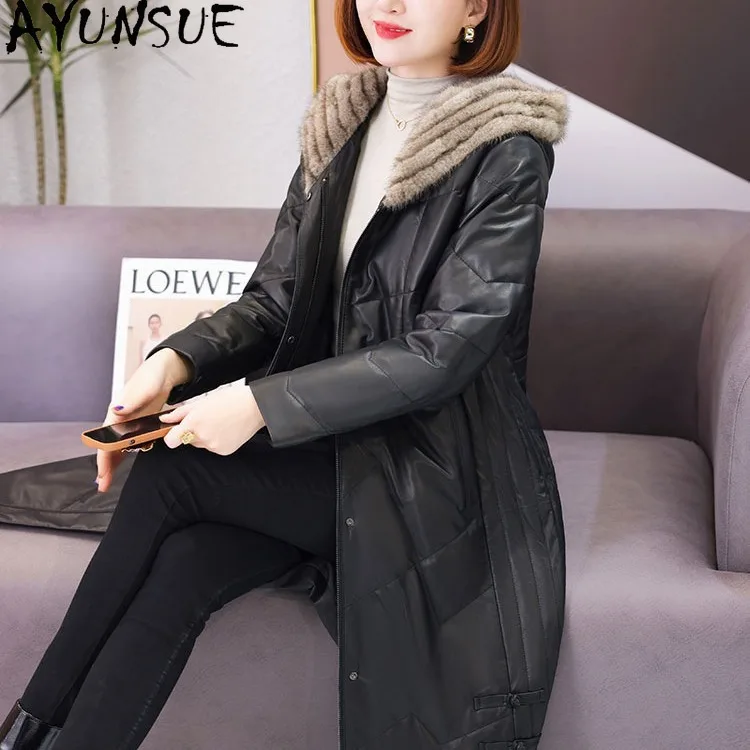 AYUNSUE 本物のシープスキン本革ジャケット女性 2025 織りミンクの毛皮の襟冬服ロングスタイルダウンコートレディースコート
