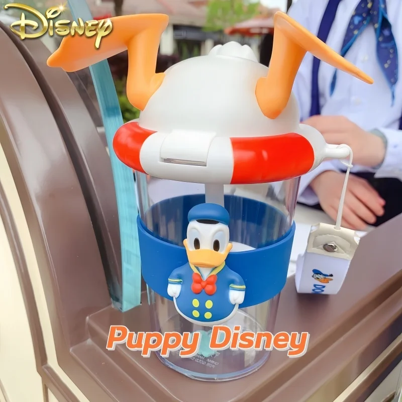 

New Original Disney Donald Duck Summer Limit Plastic Clamshell Kettle Sippy Cup With Bracelet Cups Children Birthday Gift