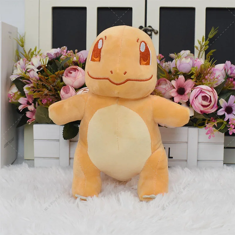 Peluche de Pokémon, Mimikyu, Cubone, Psyduck, Gengar, Snorlax, Caterpie, Weedle, Butterfree, Mew, Charizard, Cinderace, Togepi, Lucario, Kyogre,