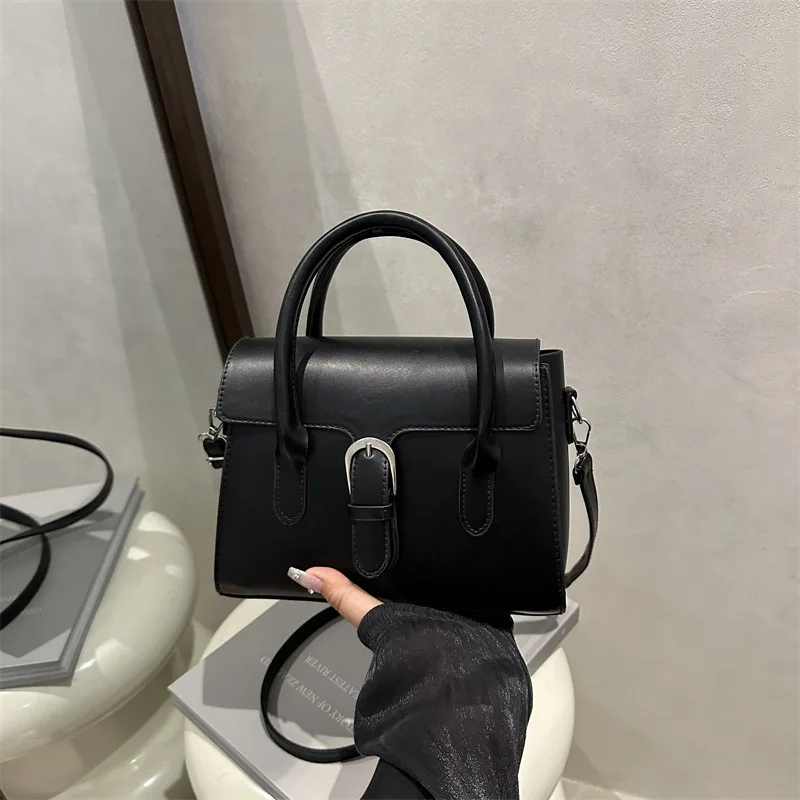 가을 니치 크로스바디 백 럭셔리 숄더백 여성용 넉넉한 탑 핸들 토트백 다용도 데이투나이트 백 패션 슬링백 ​