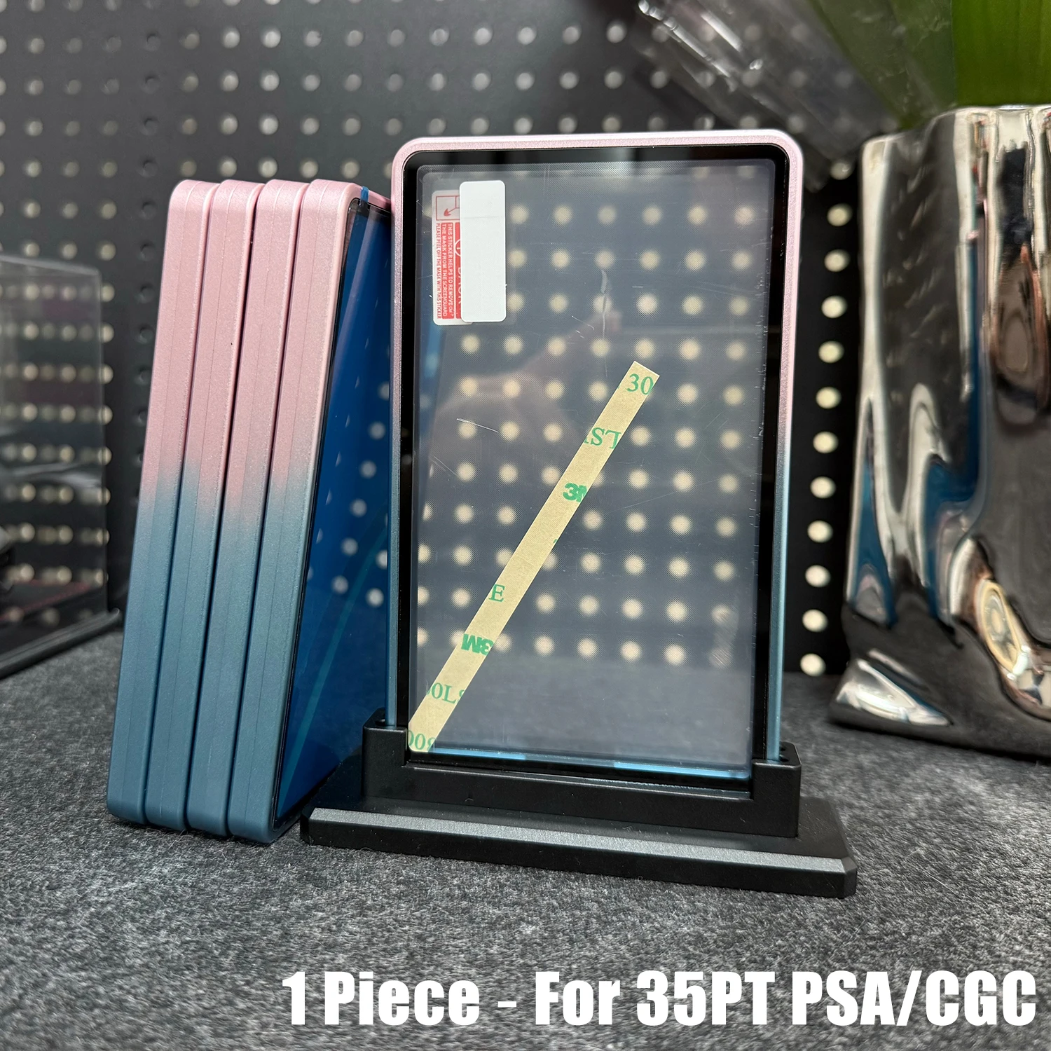 Mehrfarbiger Sammelkartenhalter aus Aluminiumlegierung mit Farbverlauf, Metallgehäuse für 35PT PSA CGC abgestufte Karte