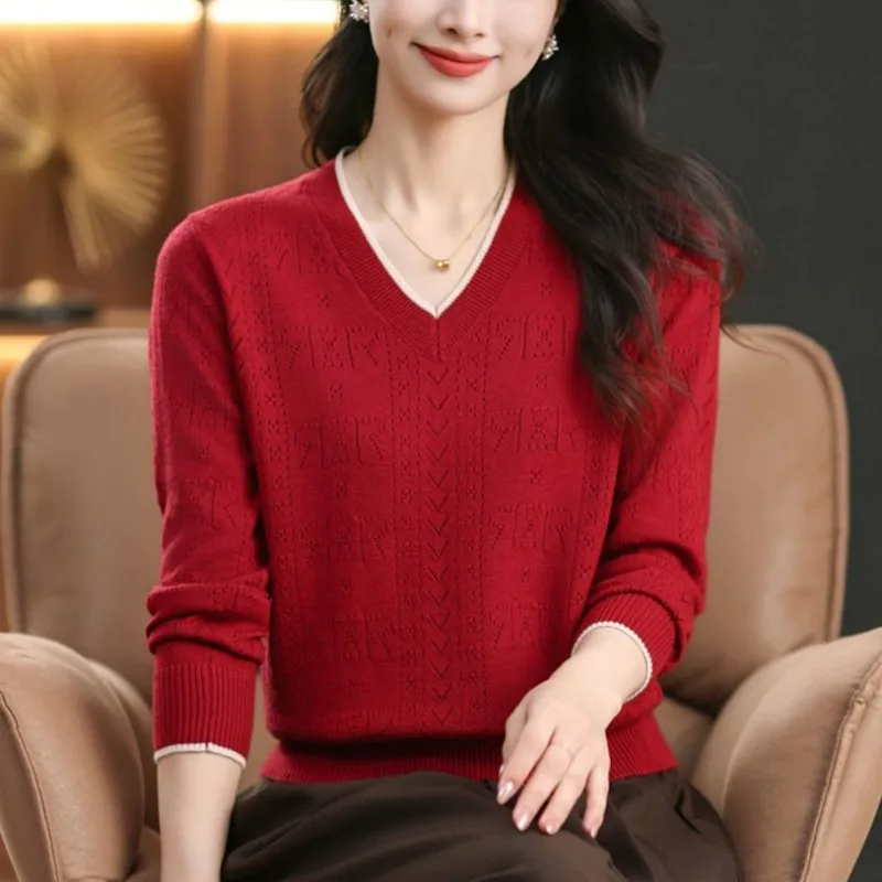 

Purple V-neck Women's Spring and Autumn New Fashion Hollow Loose Slimming Inner Versatile Knitted Bottoming Shirt