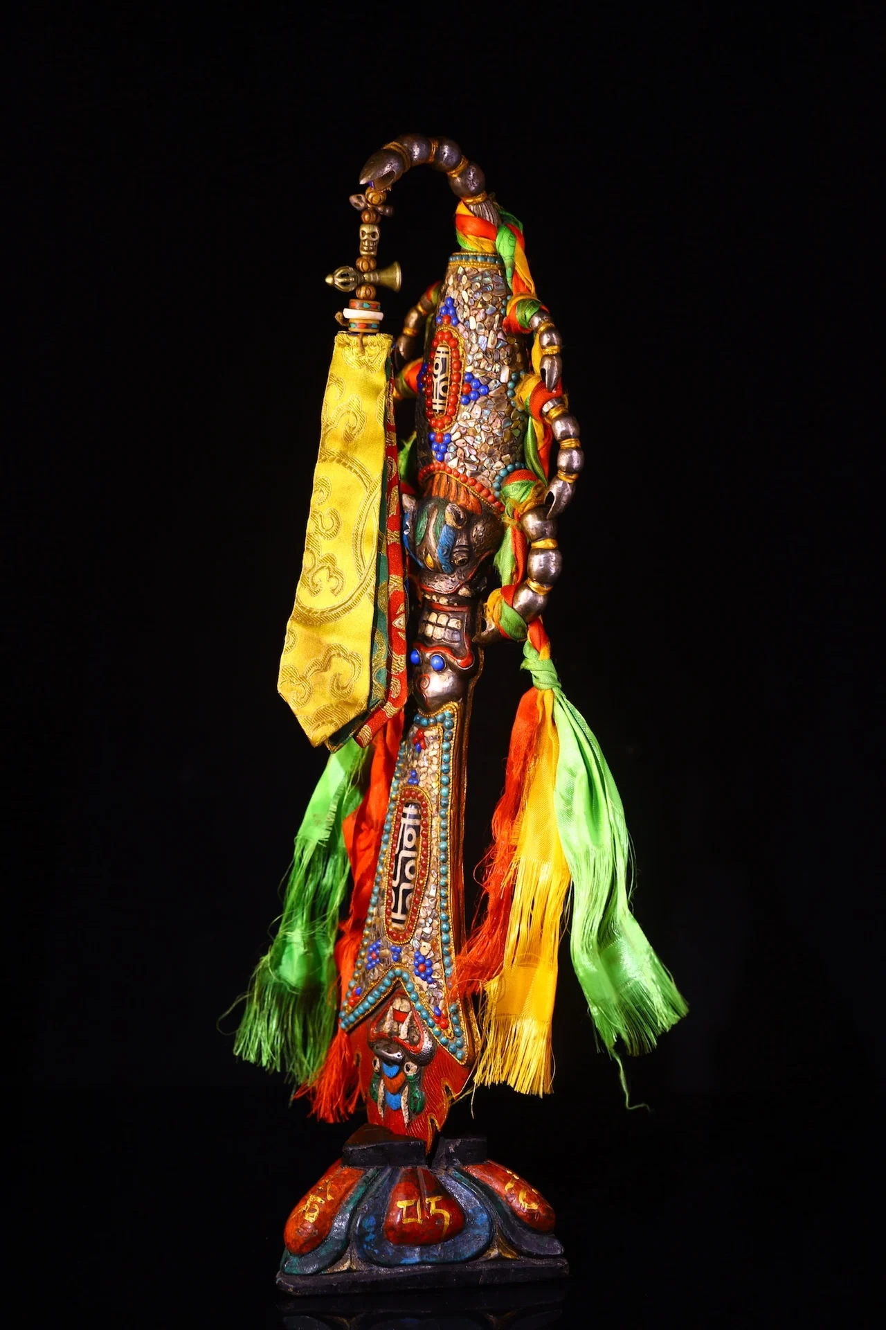 

20"Tibetan Temple Collection Old Tiantie Mosaic Gem gZi Beads Shell Scorpion Manjushri Sword Vajra Phurpa Amulet Worship Hall