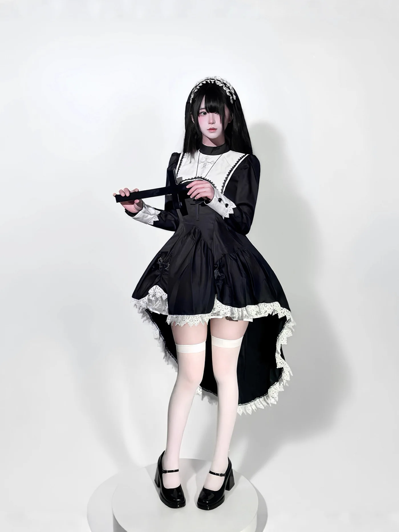Gothic style dark embroidery cross Halloween nun costume cosplay carnival party stage play performance costume view 2