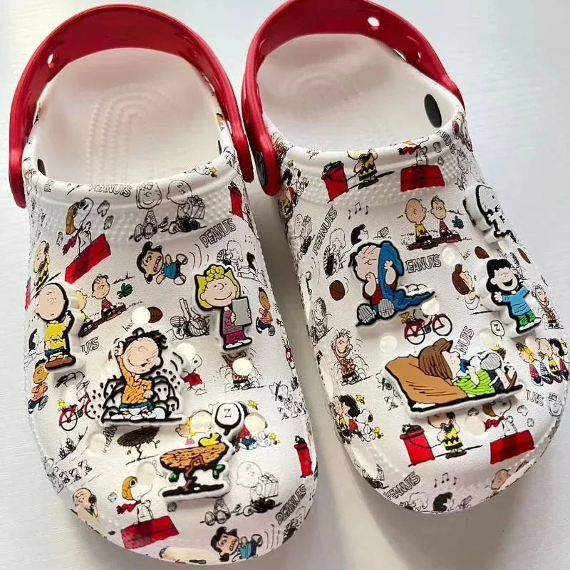 New bandai Cartoon anime Kawaii Children\'s Crocs shoes cute cos snoopy branded girl beach sandals student home slipper gift