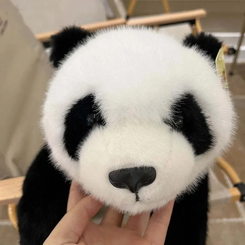 Boneka hewan lembut Panda berbulu realistis simulasi boneka lucu boneka Plushie mainan lucu untuk hadiah ulang tahun anak perempuan