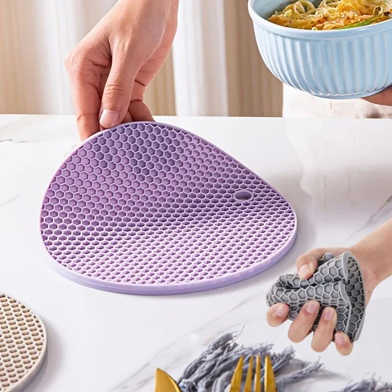 

1PC Silicone Anti Scalding Mat Heat Resistant Non Slip Pot Holder Kitchen Countertop Protector Circular Cookware Pad for Stove