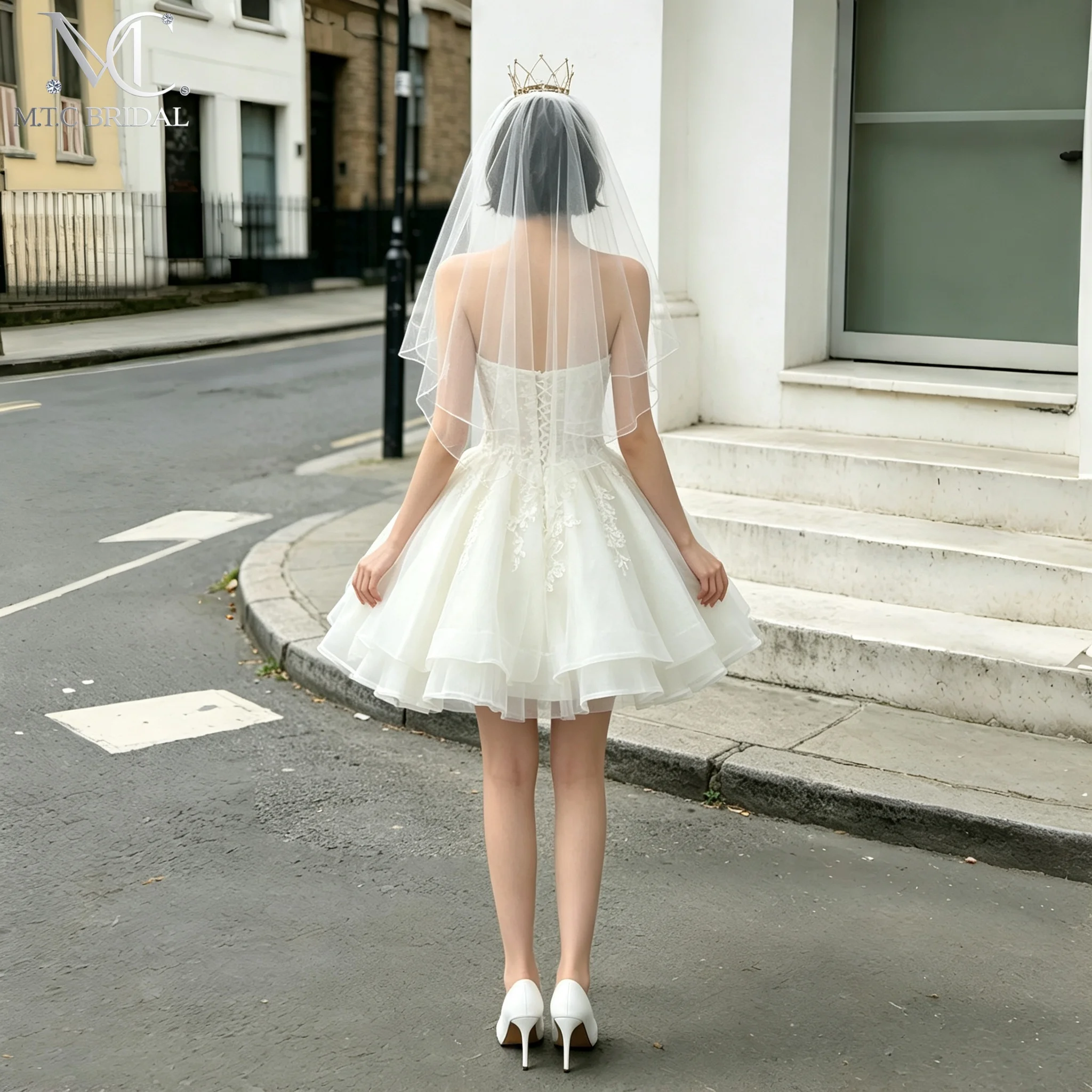 2026 Puffy Short Wedding Dress Exquisite Lace Appliques Illusion Corset Back Organza Mini Bridal Gowns Custom Made