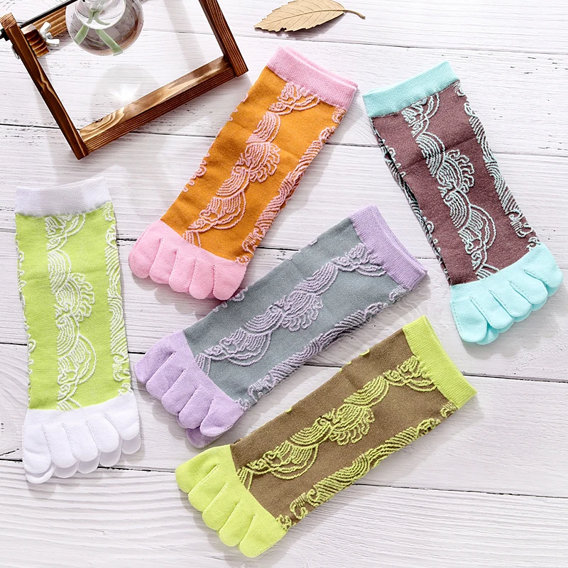 Toe Socks Women Mid-Tube Cotton Three-dimensional Small Flower 5 Finger Socks Harajuku Kawaii Women Socks