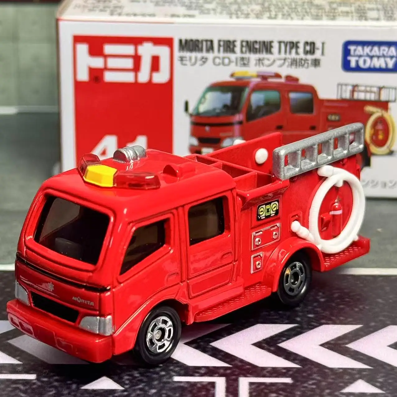 Takara Tomy Tomica # 041 Morita motor de bomberos tipo CD-I coche de aleación vehículo Diecast Metal modo colección exhibición niño juguete para regalo