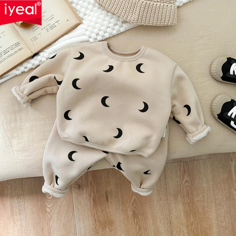 IYEAL Autumn Winter Newborn Baby Cute Clothes Set  Cotton Long Sleeve Tops T-shirt + Pants Baby Boys Girls Fleece Pajamas Suit