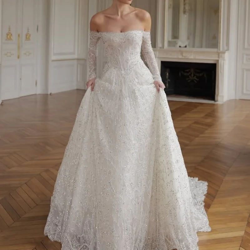 맞춤 제작된 반짝이는 아이보리 화이트 볼 가운 로얄 웨딩 드레스 스윗하트 스팽글 아플리케 백리스 로브 드