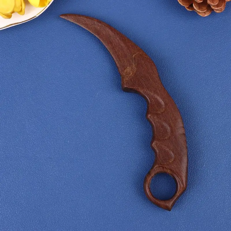 มีดกรงเล็บไม้จันทน์ทอง, งานแกะสลักไม้ทั้งชิ้น, ด้ามไม้, มีดไม้, ฝึกซ้อมศิลปะการต่อสู้, การฝึกการแสดง