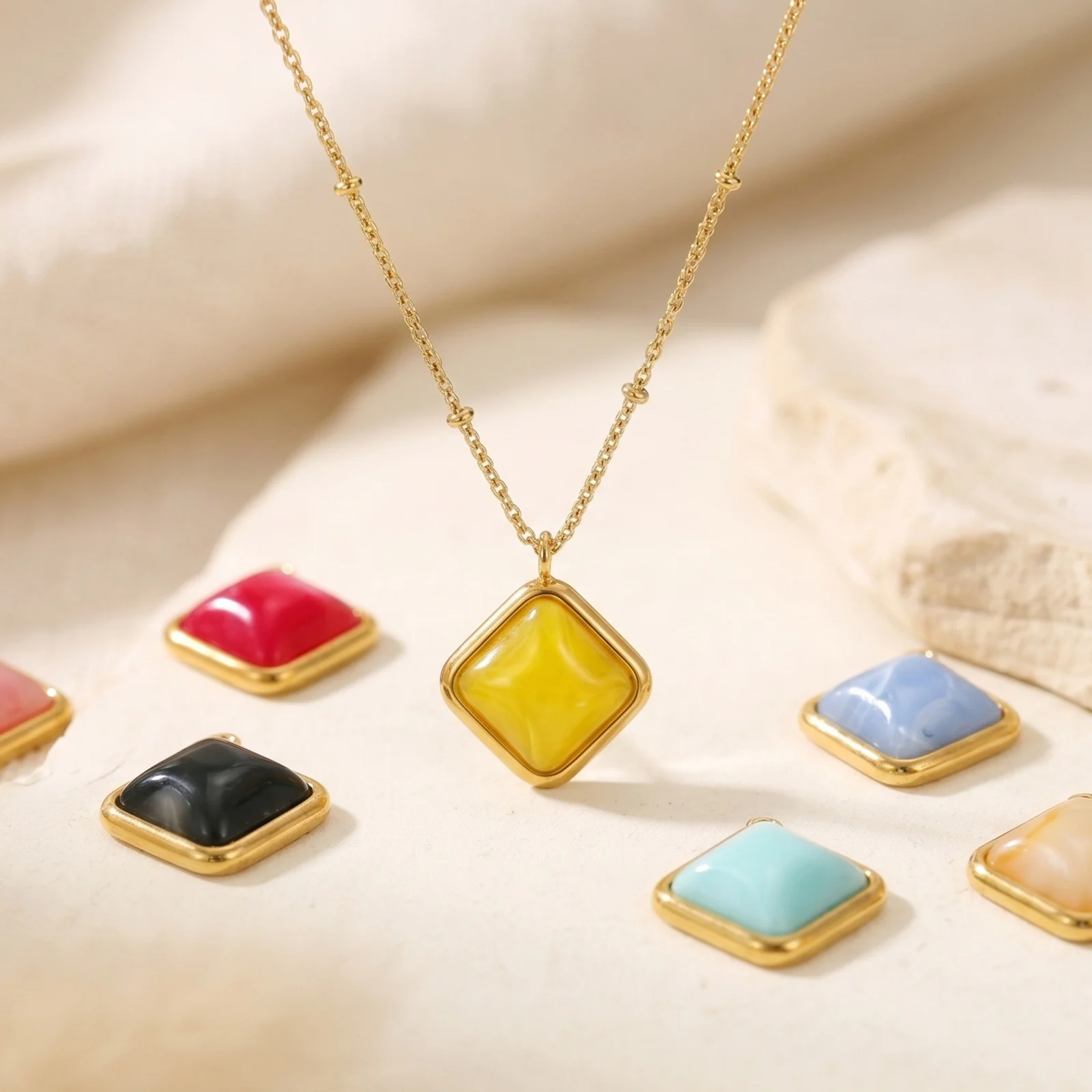 1pc Rhombus Pendant Multicolor With Resin Patch 18K Gold Plated 304 Stainless Steel Charms DIY Necklace Jewelry 3.6cm x 3.2cm