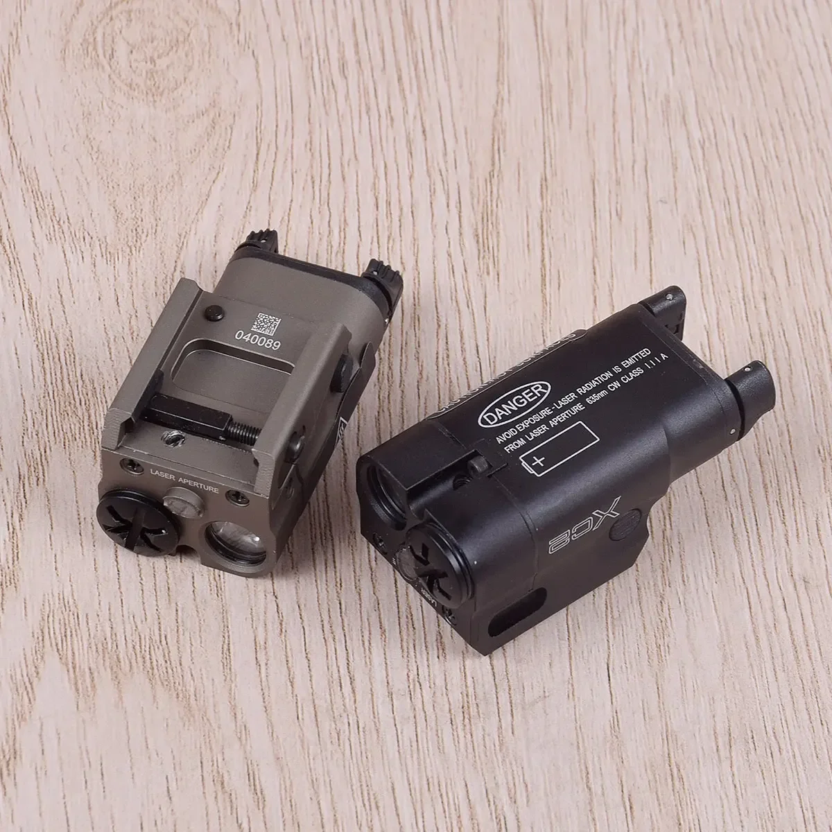 

XC2 Laser Light Compact Pistol Flashlight With Red Dot Laser Tactical LED MINI White Light 200 Lumens Airsoft Flashlight