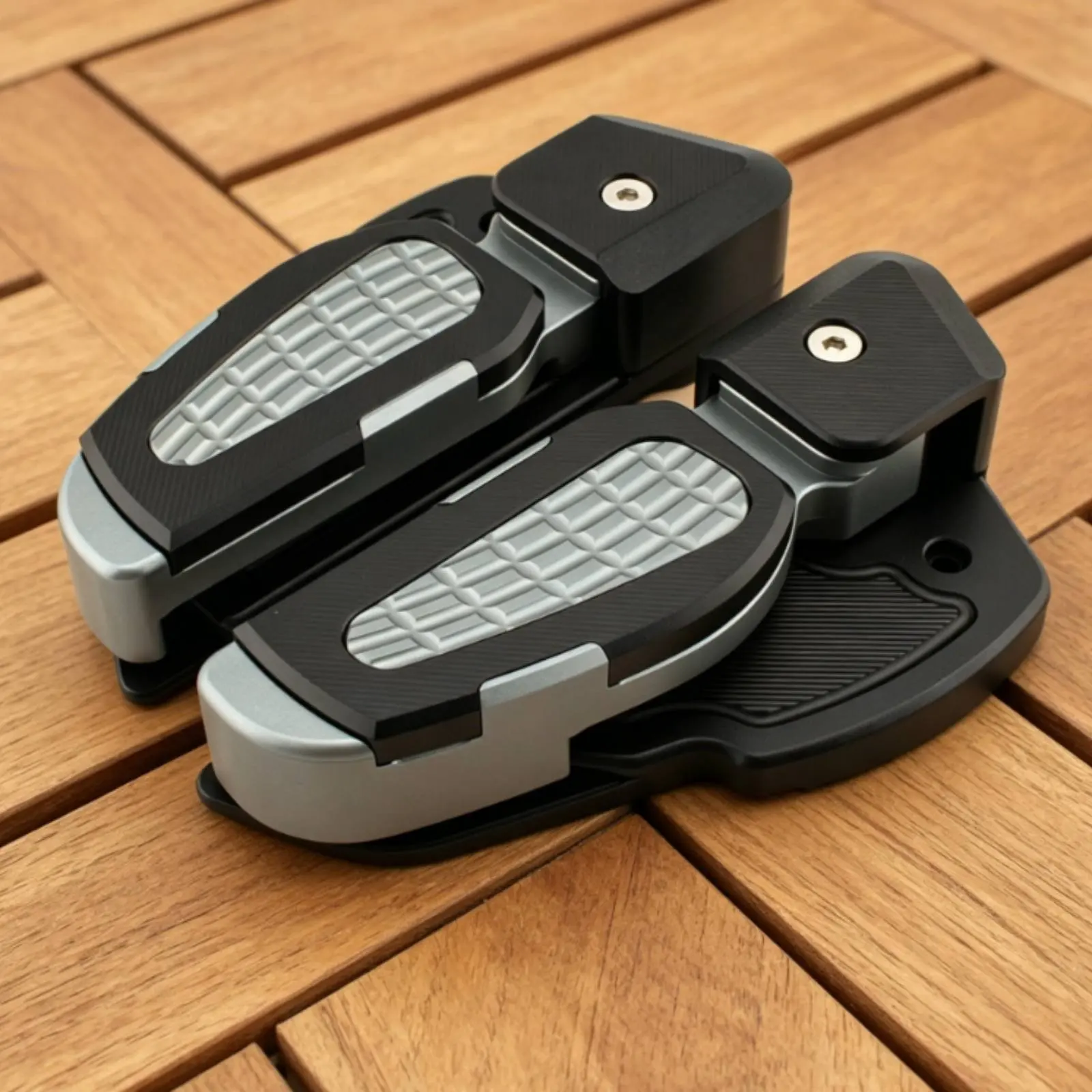 Folding Rear Foot Peg Easy to Install Foldable Scooter Footrest Rear Passenger Foot Peg Non-Slip Surface Motorbike Part