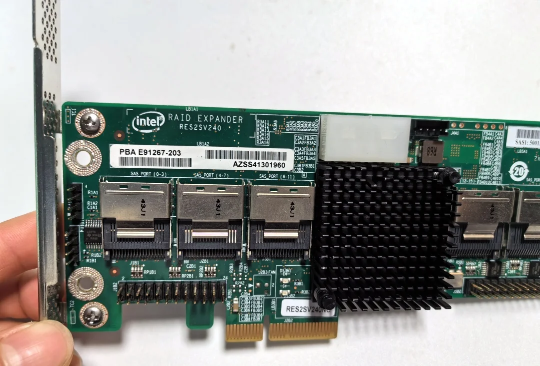 Intel RES2SV240 24port 6G 6Gbps SATA SAS Expander Server Adapter RAID CARD