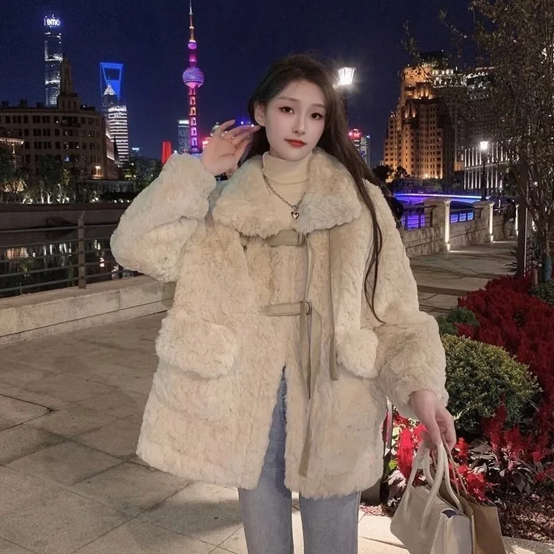 New women's light stand-up collar warm furry coat with a blend of fur and