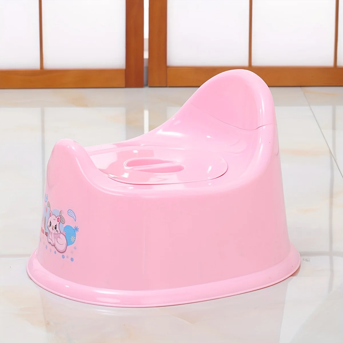 Unisex Toddler Potty Chair with Lid Durable Plastic, Easy Clean Baby Training Toilet Ideal for Boys and Girls Ages 0-3 Years