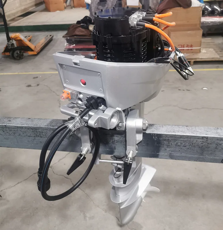 Fotografia 6: Motor Elétrico de Popa 96V 20HP 15kW com Hélice Sem Escovas