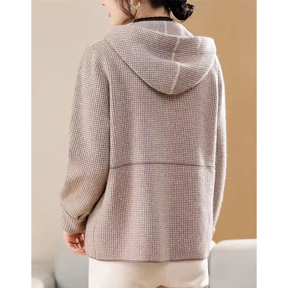 2024 NEW Spring Autumn Female Plaid Cardigan Jacket Hooded Knitted Coat Middle Aged Women Casual Cardigan Sweater Overcoat  4XL