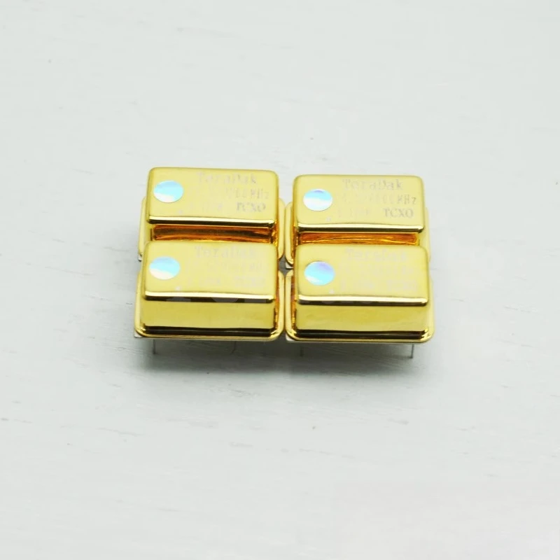 

Кварцевый генератор с теплой компенсацией TCXO, позолоченный, 0,1 ppm 11,2896 12 м 16,9344 м 24,576 м 22,5792