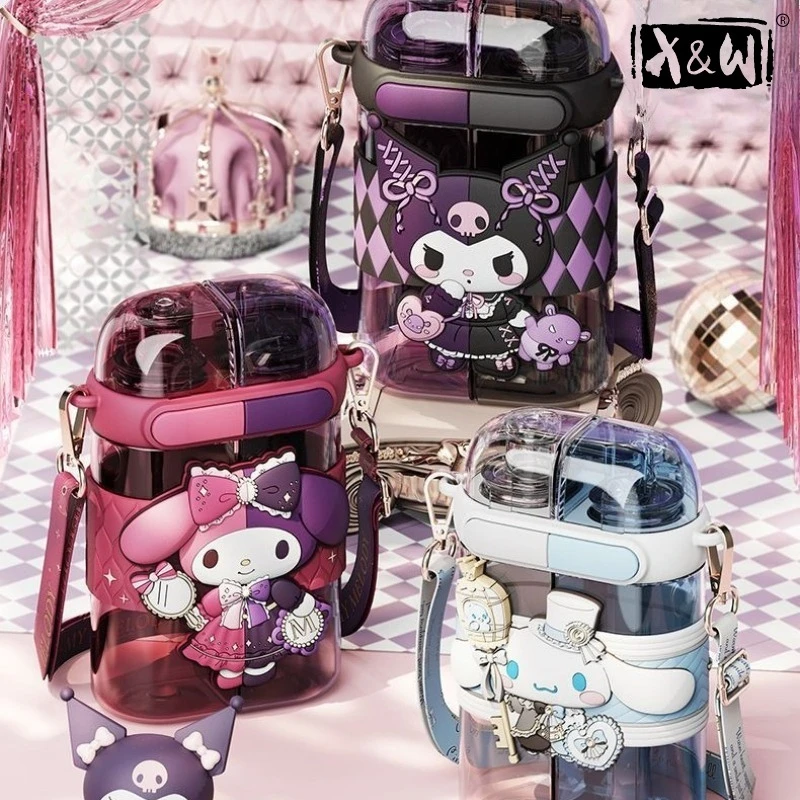 X&W Sanrio Sub-warehouse Doppel-Trinkbecher mit Pop-up-Deckel aus Tritan-Kunststoff, Plastikbecher mit Deckel und Strohhalmen