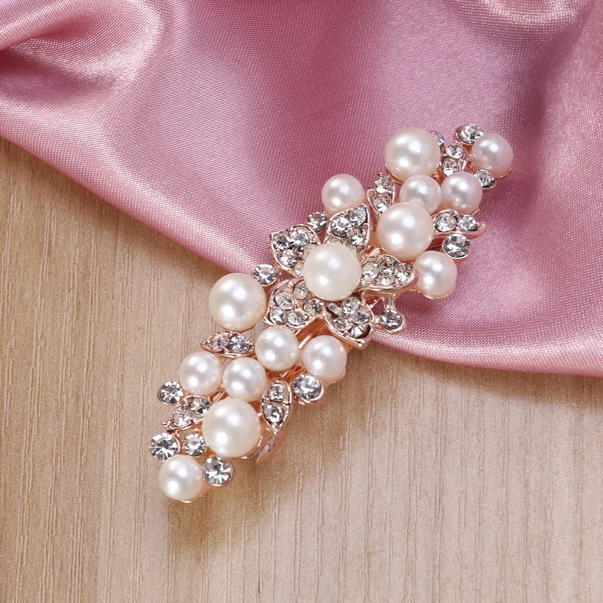 

1pc Pearl Spring Barrettes Women Barrettes Women Pins Pins Plum Blossom Pearl Hair Clips Design Hair Accessories