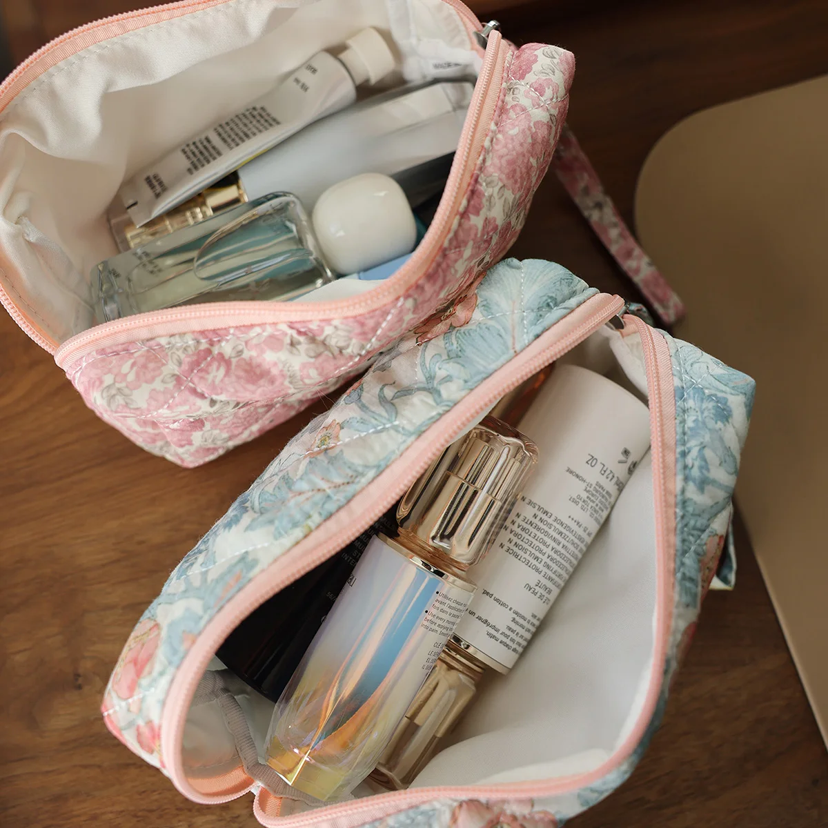 Small floral canvas handbag artistic style girls \'makeup bag, travel portable storage bag Korean style washing bag cosmetic bag