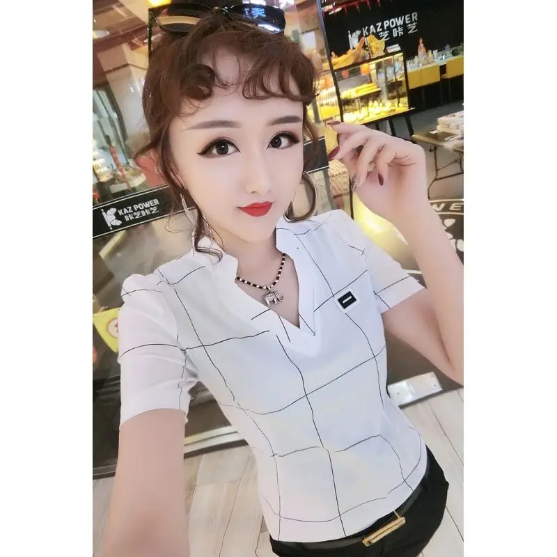 Short-sleeved Shirt Female Summer Chic Plaid T-shirt V-neck Casual Slim Tops Tees Women's Clothing New Grunge Aesthetic