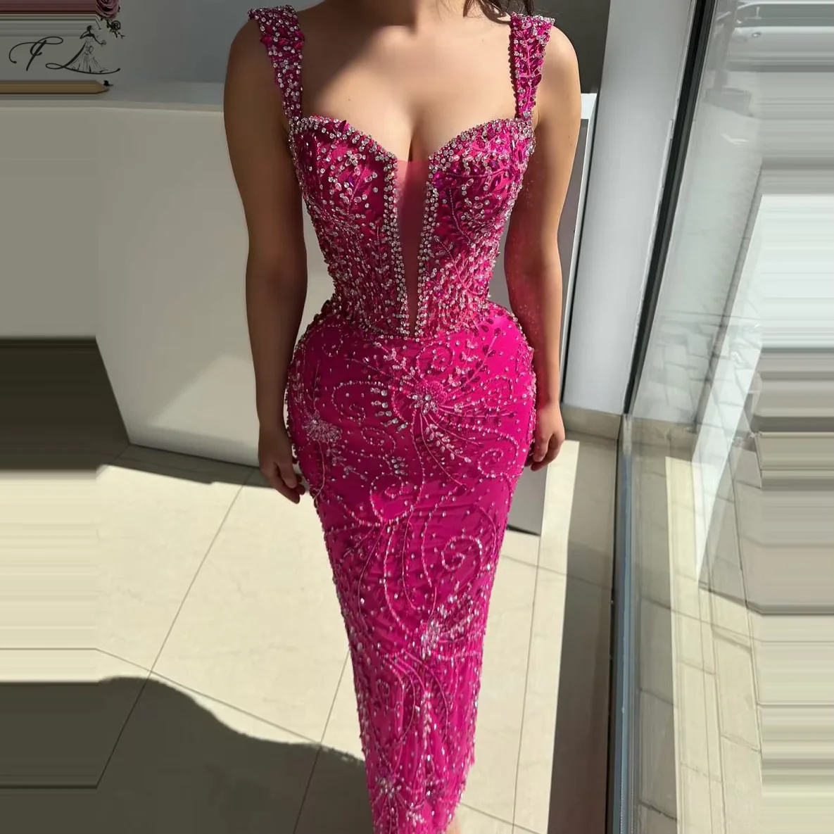 New Custom Evening Dress Suspender Rhinestone V-neck Sexy Prom Dress Mermaid Dress Floor Length Gown
