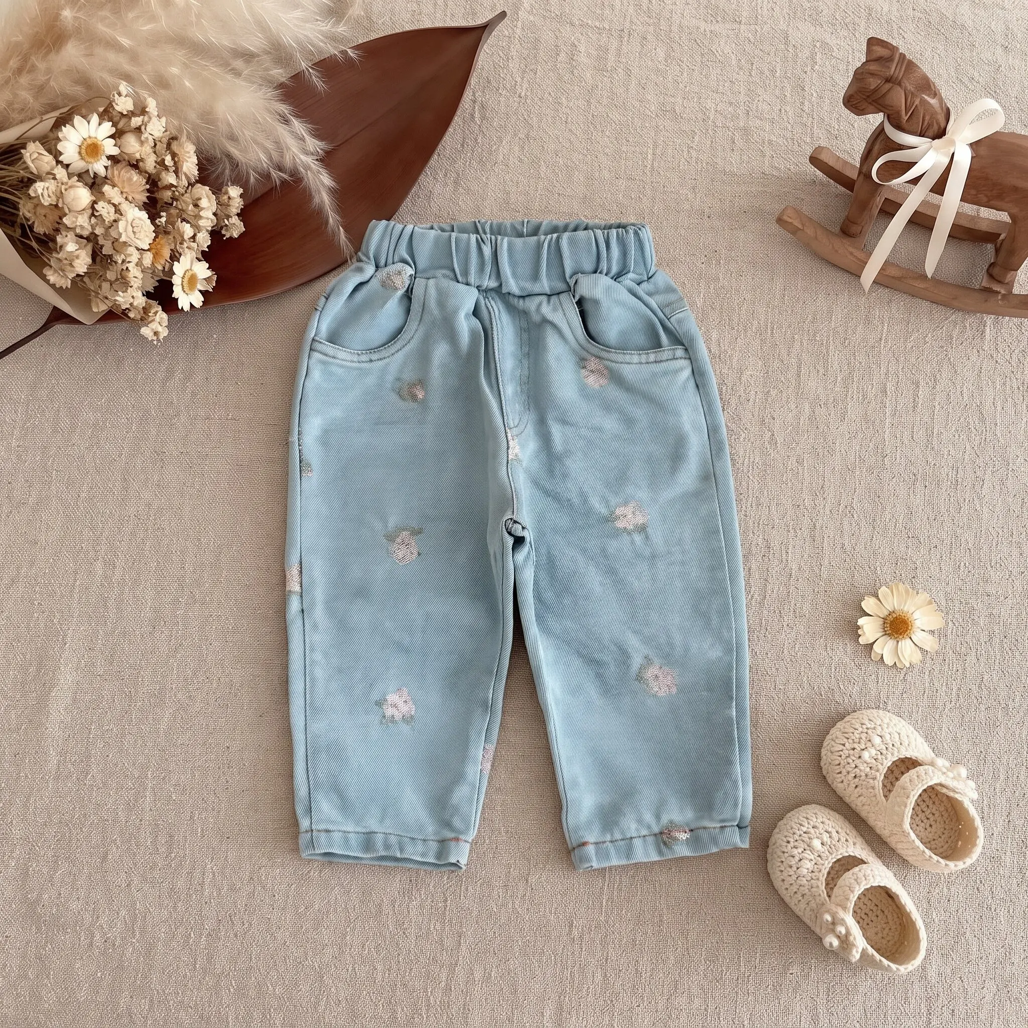 Spring Autumn Baby Girl Light Wash Floral Embroidered Jeans, Infant Elastic Waist Pocket Loose Straight Casual Pants