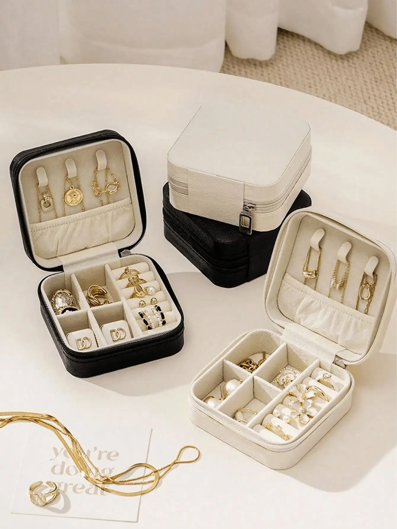 

Single Layer Travel Jewelry Box for Women - Classic Black, Pure White & Fashion Pink Leather Jewelry Organizer