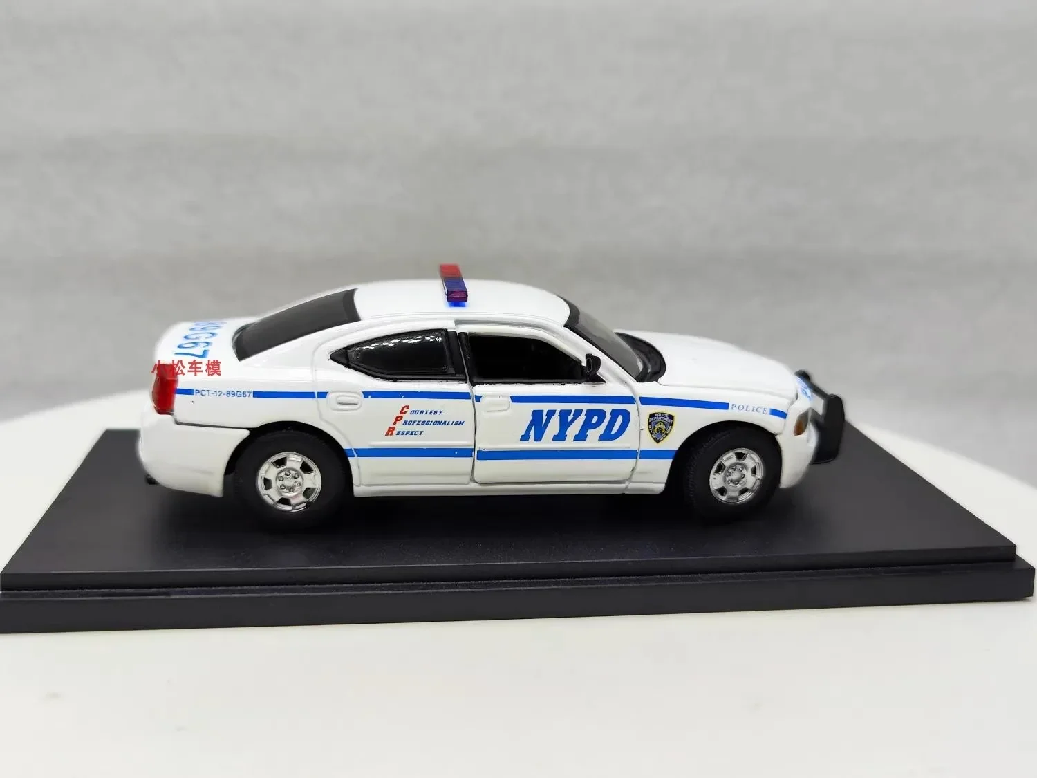 1:43 2006 Dodge Charger NYPD Diecast Metal Alloy Model Car Toys For Gift Collection