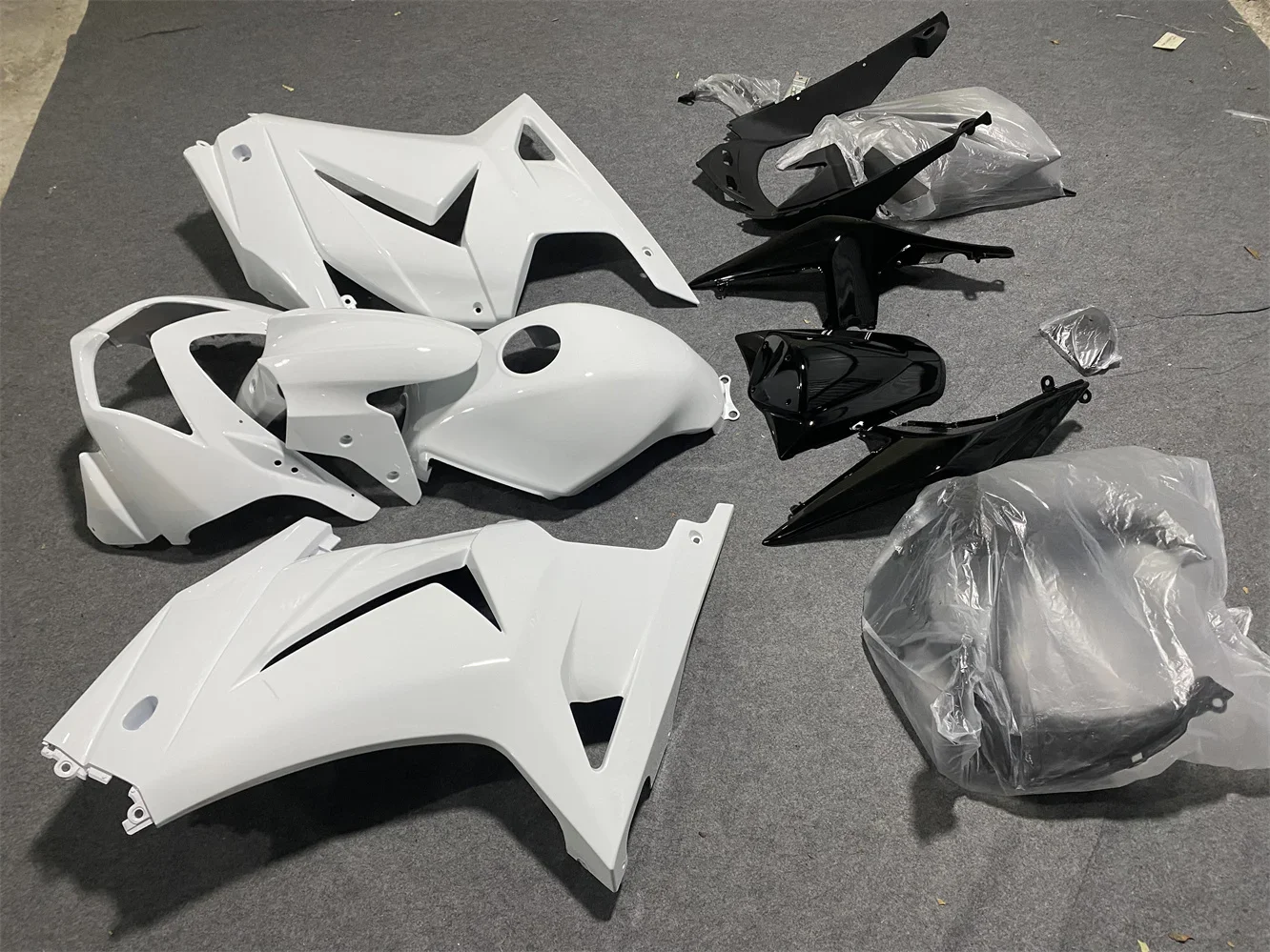 Motorcycle fairing fits Ninja 250 08-12 ZX250 2008 2009 2010 2011 2012 Year fairing Black White motorcycle shell