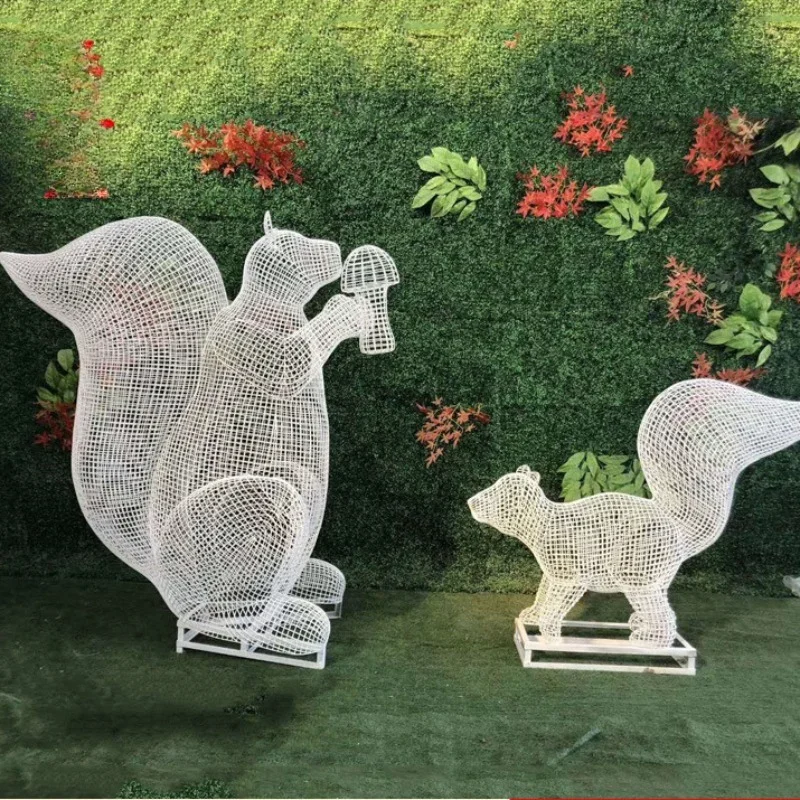 

Stainless Steel Hollow Squirrel Sculpture Mirror Shape Animal Garden Landscape Park Decorative Sculpture Meichen Ornament