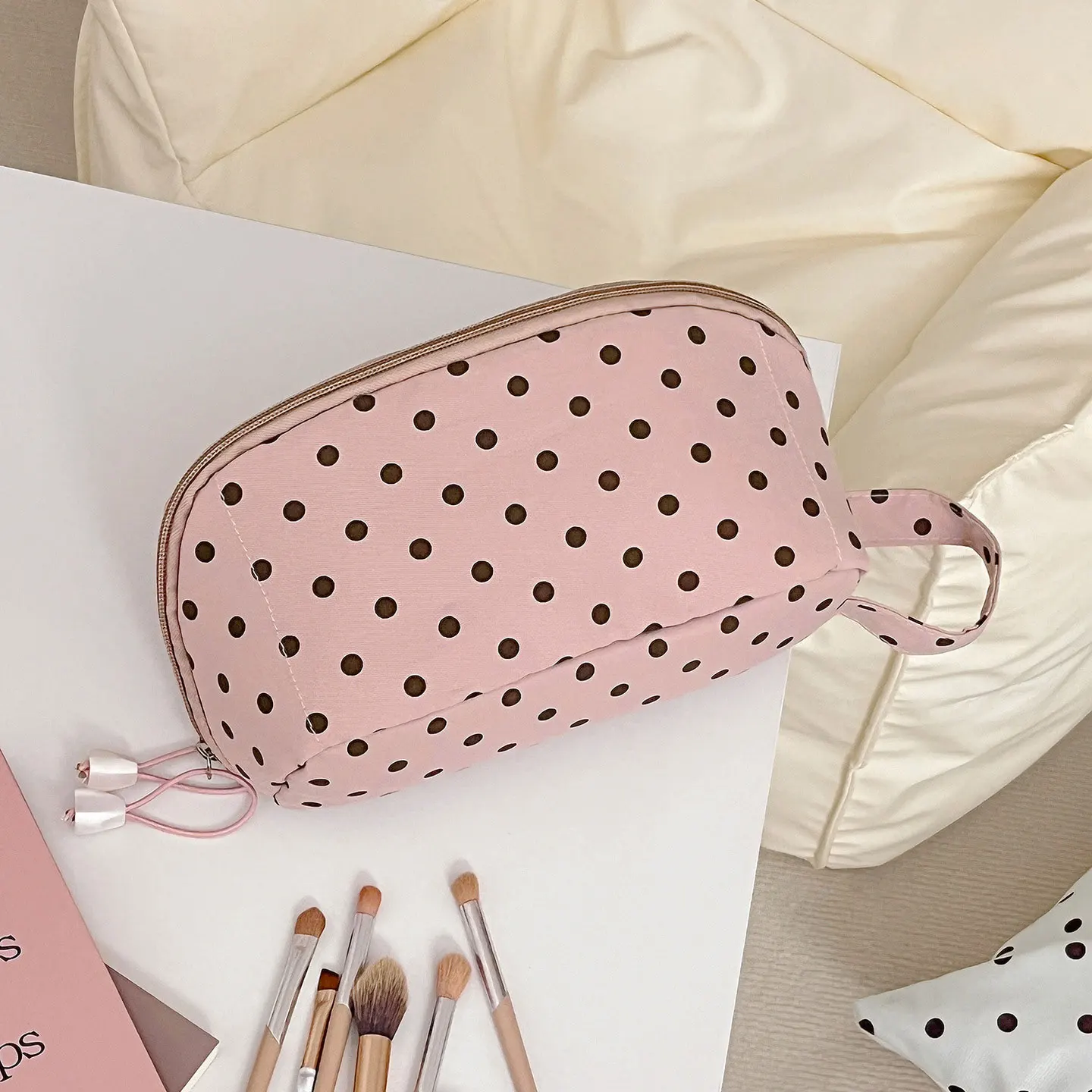 Große offene Make-up-Tasche, dreidimensionale vertikale Desktop-Reisetasche, vielseitige Wellenpunkt-Aufbewahrungstasche für Kosmetik – Detail 11