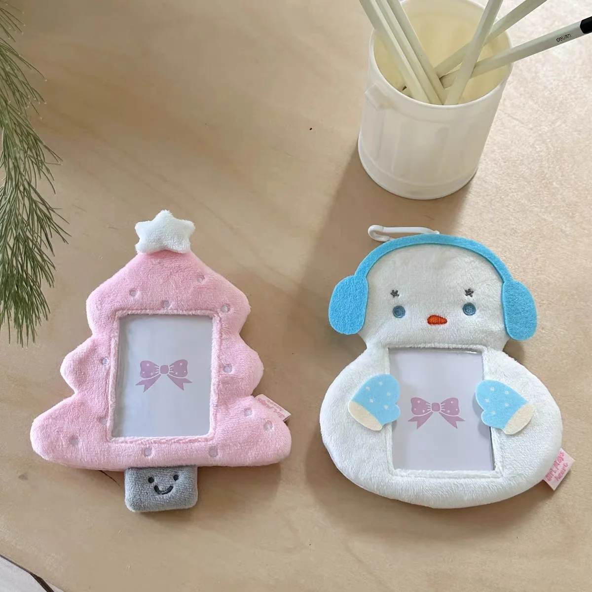 

Kawaii Original pink Christmas tree Snowman style Furry Photocard Holder Bag Girls Star idol plush 3 inches Photocards Pendant