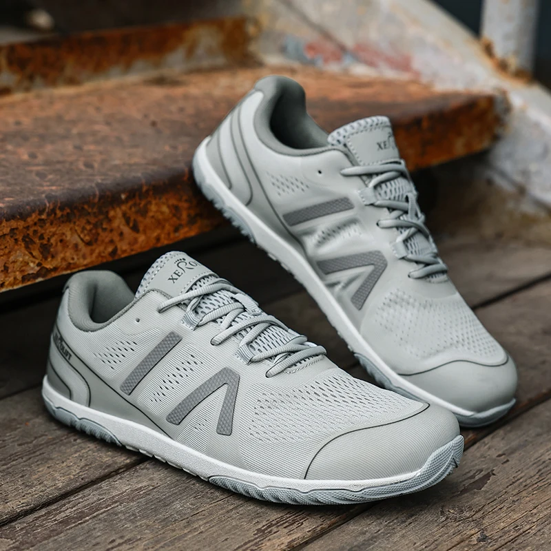 Professional Squat Hard Pull Shoes for Men Wide Weight Training Shoes Man Black Gray Fitness Yoga Shoe Mens Gym Shoe