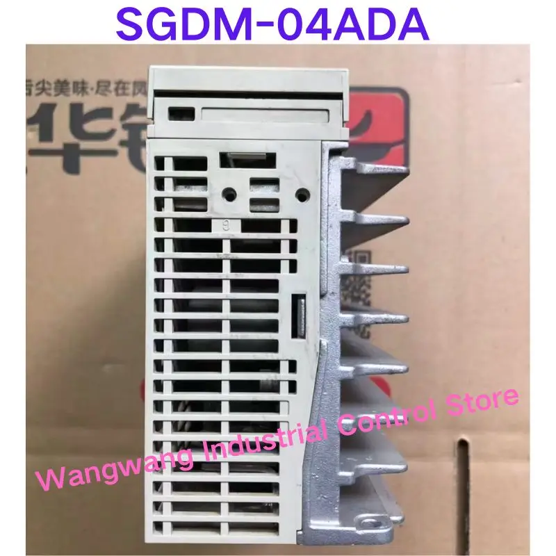 Second-hand test OK , SGDM-04ADA 400W servo drive