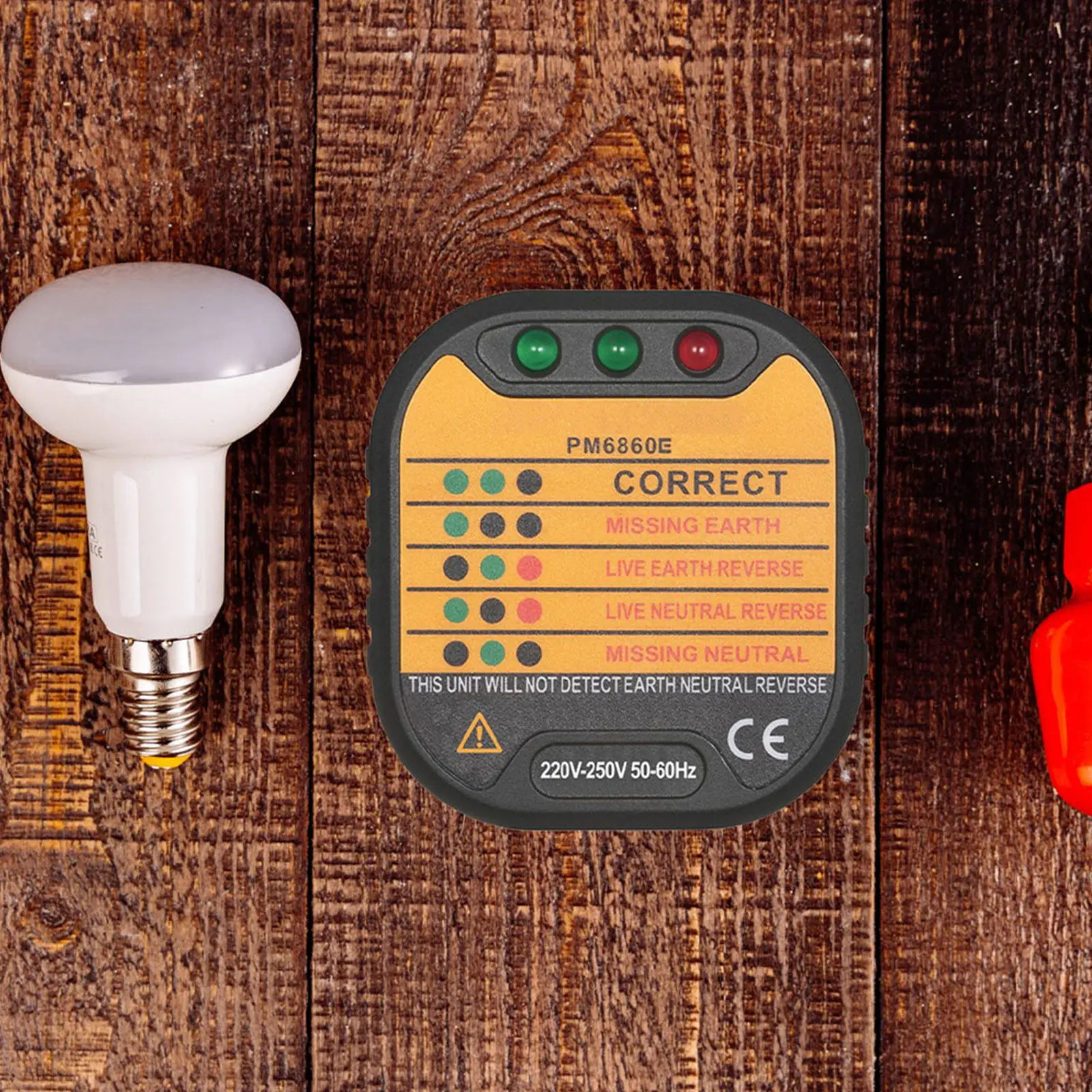 Outlet Tester Socket Polarity Voltage Tester with 3 LED Indicators Correct Missing Earth Reverse Wiring Detection Uk