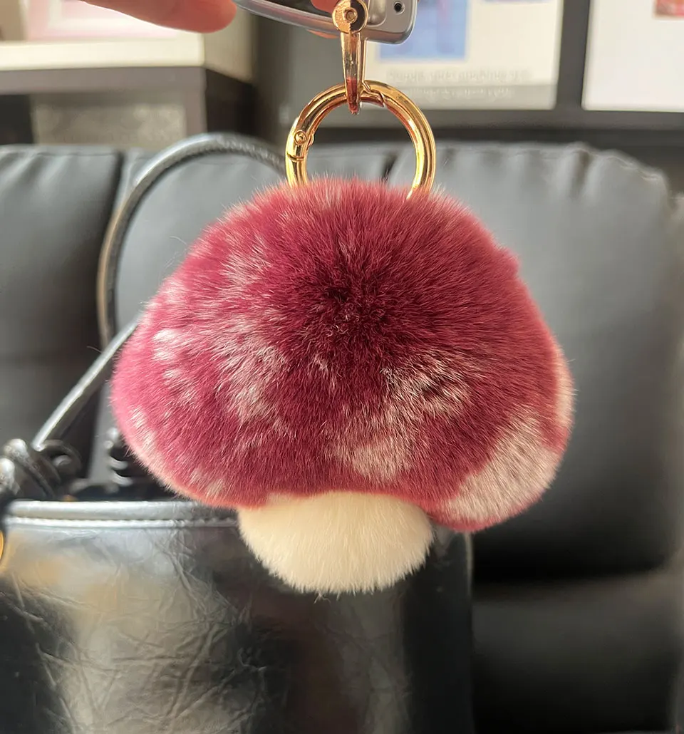 Niedlicher Echter Rex-Kaninchenfell-Pilz-Schlüsselanhänger, Flauschiger Pompon-Autoschlüsselring, Taschenanhänger, Charm im Ins-Stil, Modisches Geschenk für Frauen und Mädchen – Detail 14