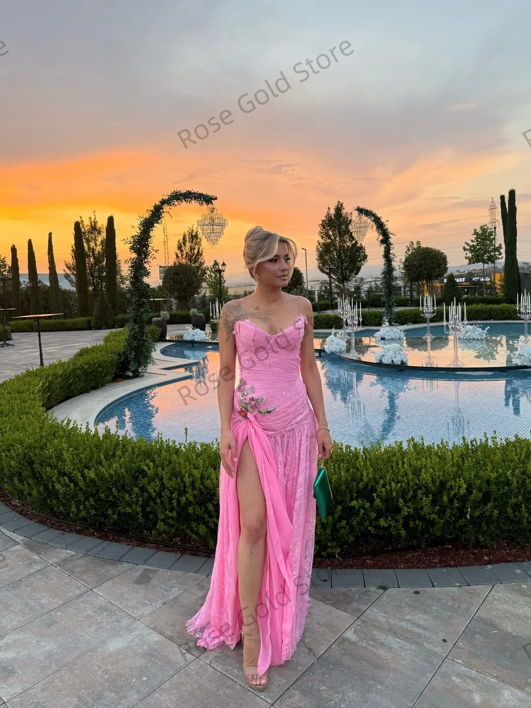 วินเทจสีชมพูชุดราตรีที่กําหนดเองลูกไม้ที่รักVestidos de Galaสง่างามดอกไม้A PpliquesสูงSlitผู้หญิงพรหมชุด