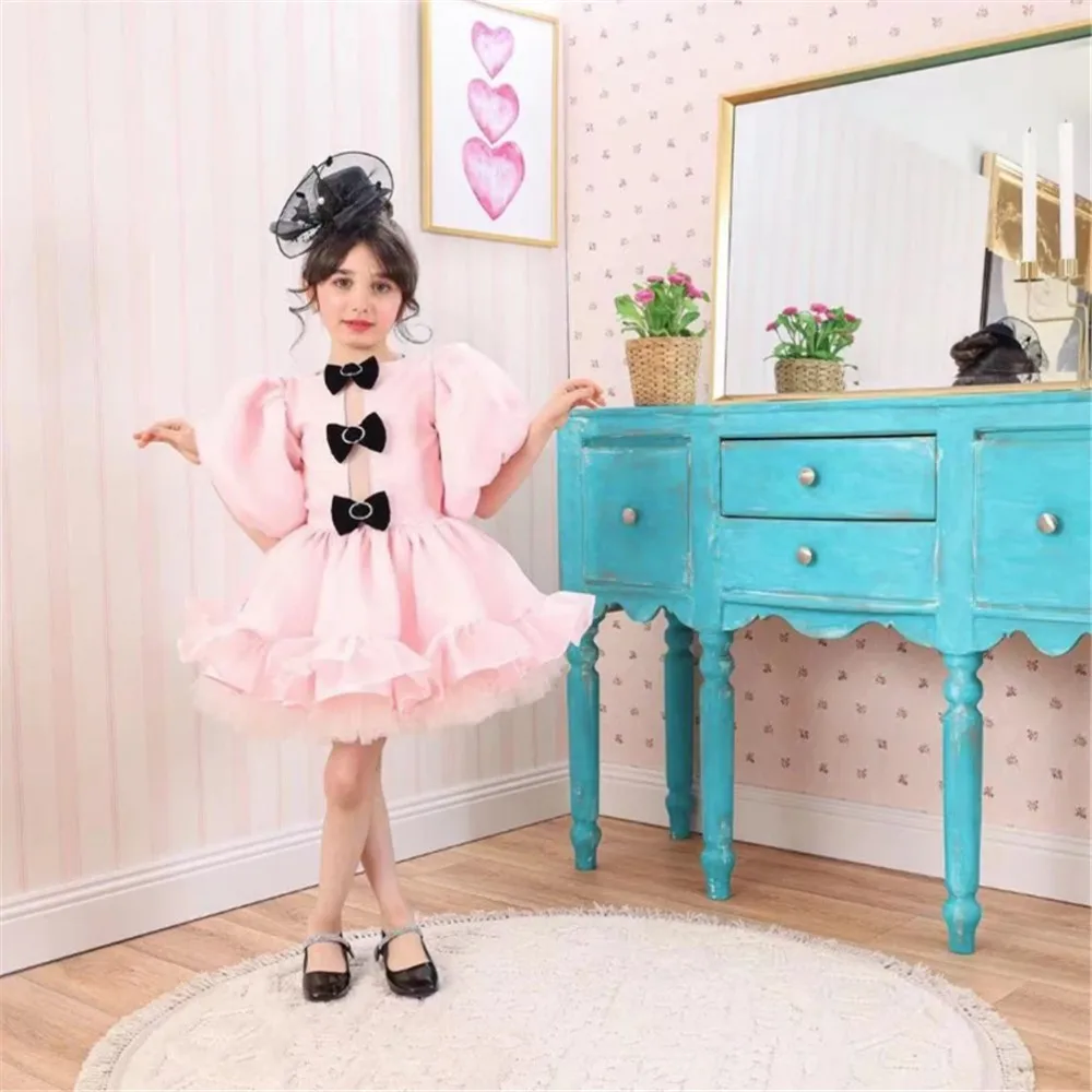 

Cute Flower Girl Dress For Wedding Lantern Sleeves With Bow Puffy Ball Gown Princess Birthday Party Kids First Communion Gown