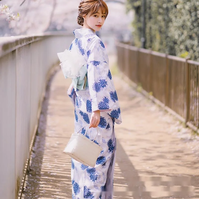 Robe Kimono Traditionnelle Rétro pour Fille, Tenue Formelle Modifiée de Style Camélia Japonais pour Femme